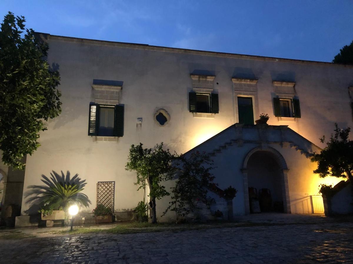 Masseria Incantamento Suite Bouganville Latiano Exteriör bild