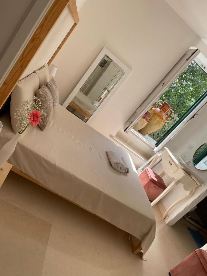 Masseria Incantamento Suite Bouganville Latiano Exteriör bild