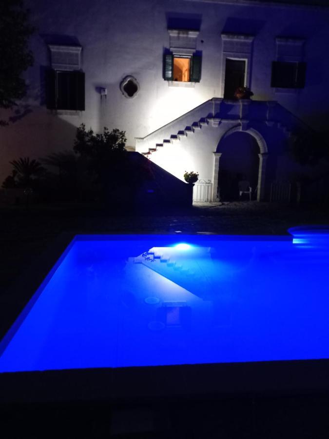 Masseria Incantamento Suite Bouganville Latiano Exteriör bild